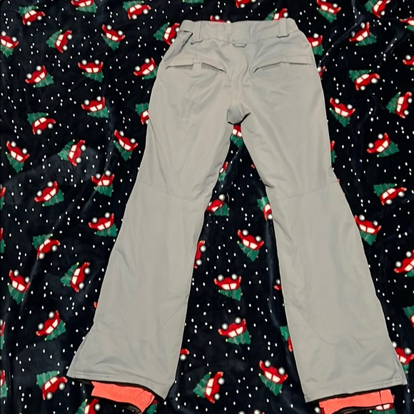 O’Neill womens snowboard pants. - Picture 2 of 4